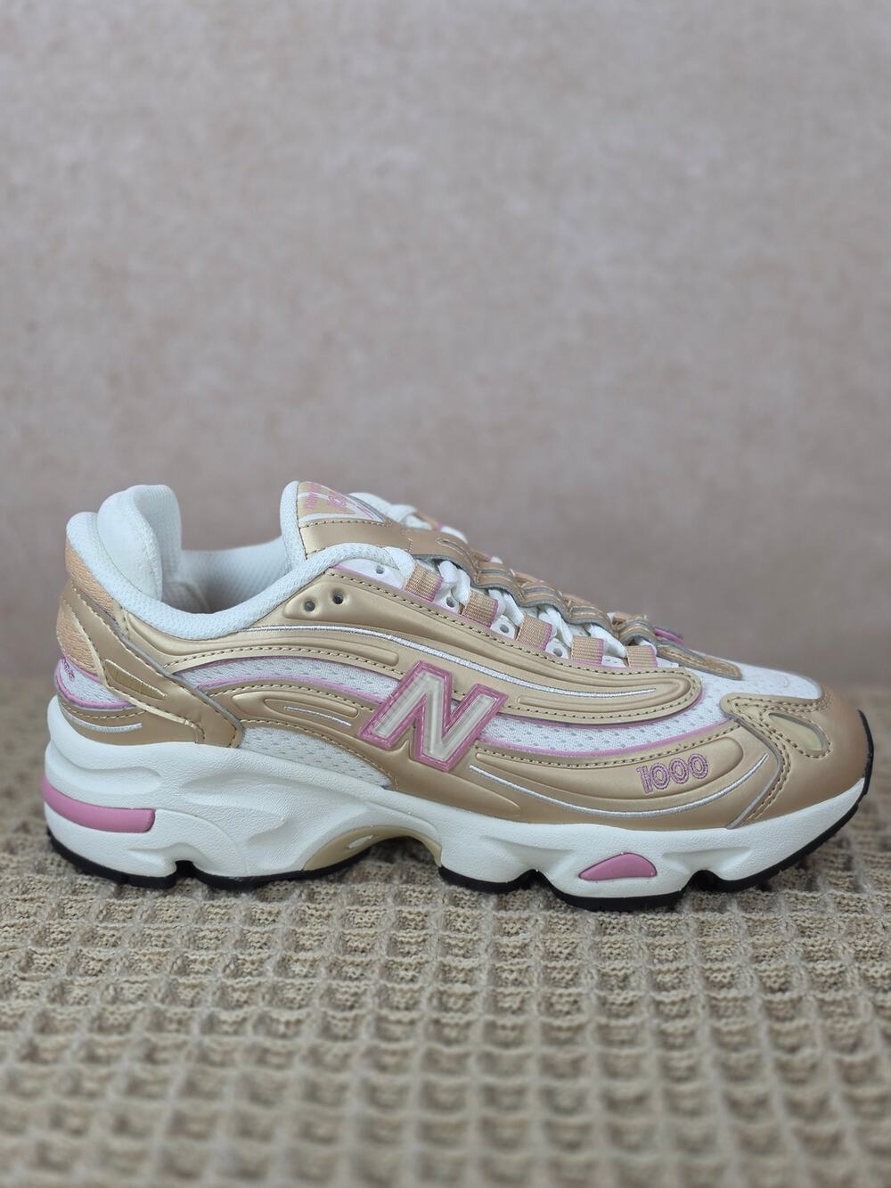 New Balance 1000 M1000FLP Women’s 7 Beige White Pink – Brand New